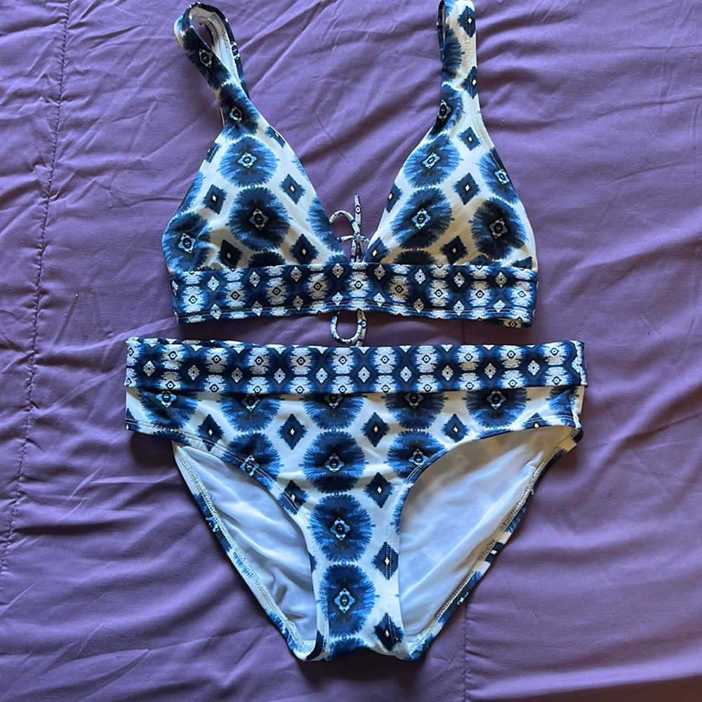 Skye Bikini Size S